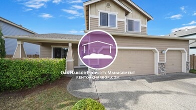 Building Photo - 3 Bed 2.5 Bath - 3 Car Garage - Groups -  ...