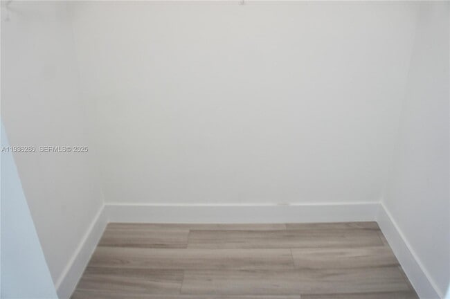 Building Photo - 7601 E Treasure Dr