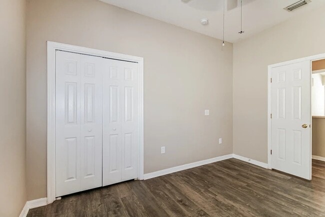 Building Photo - 21301 Neff Ct