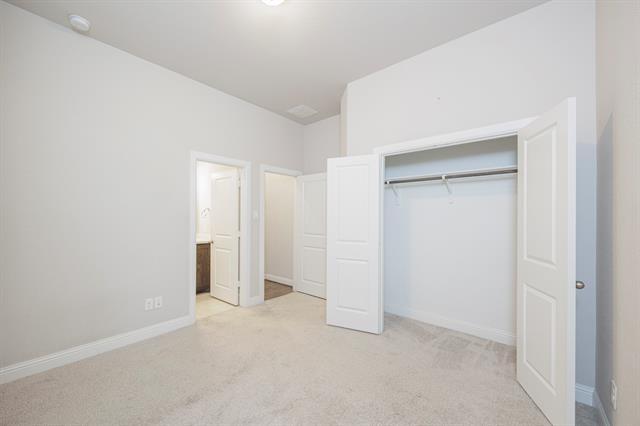 Building Photo - 3640 Carlsbad Way