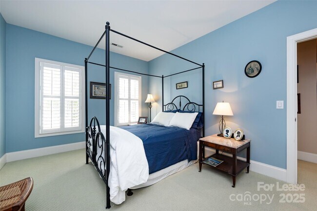 Building Photo - 139 Harper Lee St