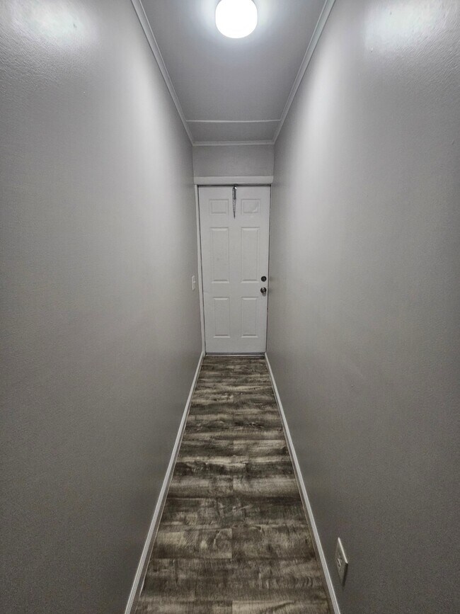 Building Photo - 529 Revere Rd