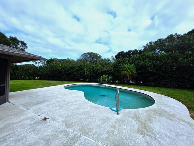 Building Photo - Vero Beach Rentals. Vero Beach Rent, LLC and Property Management Company