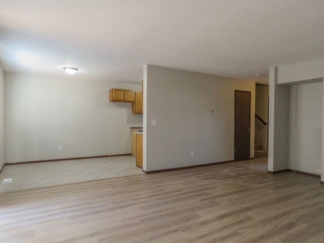 Building Photo - 3 Bedroom Plus Office Available in Gaston ...