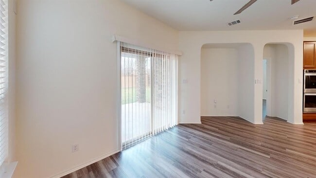 Building Photo - 2100 Iron Rail Terrace