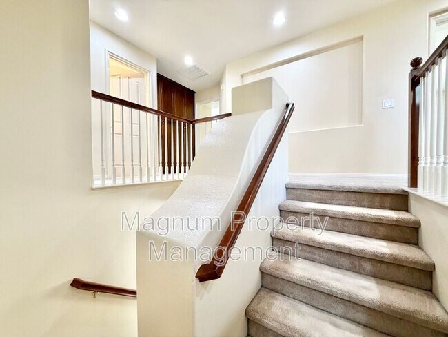 Building Photo - 29998 Couples Ave