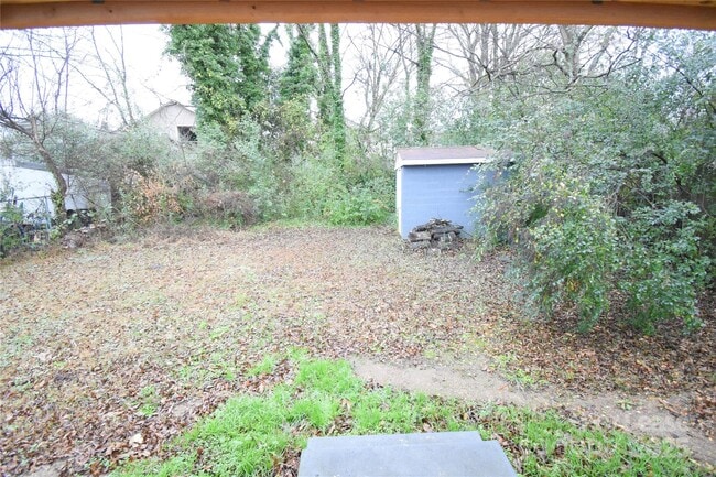 Building Photo - 199 Crowell Dr SW