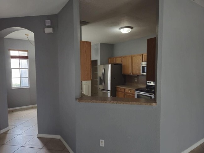 Building Photo - Prime Location & Modern Comfort in Greenacres! 3 Bed 2.5 Bath Townhouse