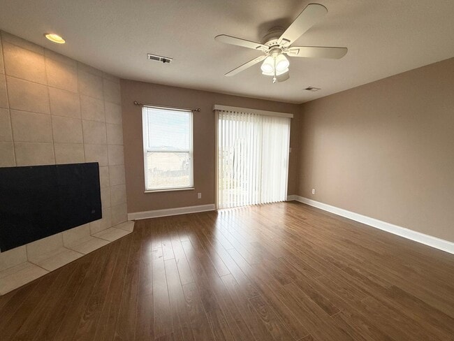 Building Photo - 2441 Hallerins Ct