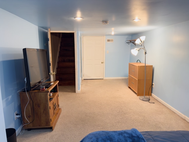 Building Photo - 450 Federal St