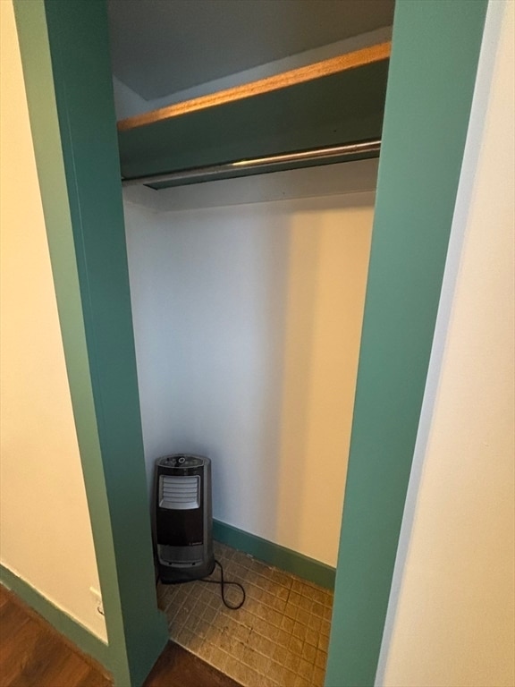 Building Photo - 210 Lexington St