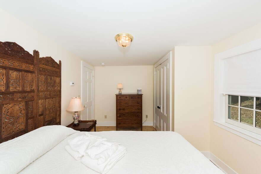 Building Photo - 69 Dennett St