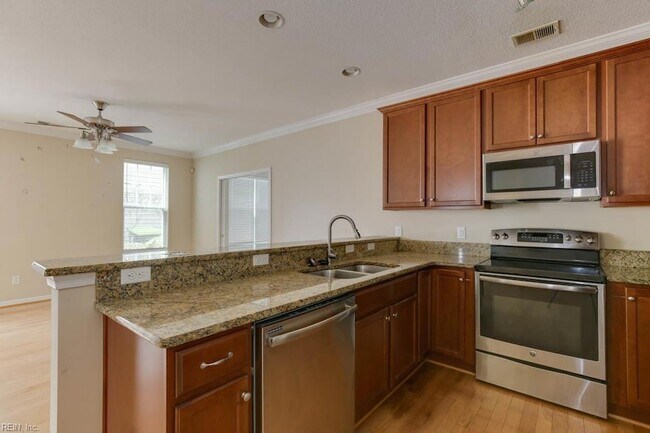 Building Photo - 4138 Seafarer Ave