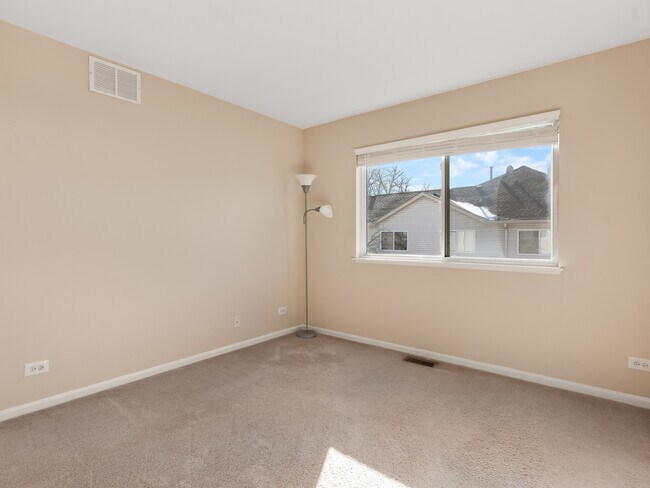 Building Photo - 2295 Stoughton Dr