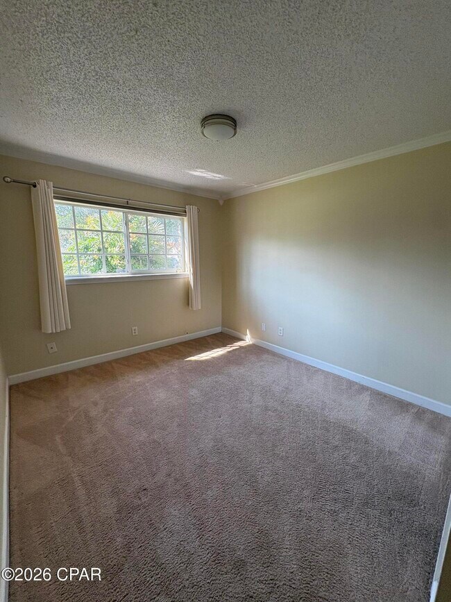 Building Photo - 2100 W Beach Dr