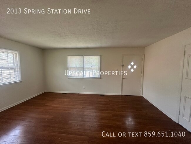 Building Photo - 2013 Spring Station Dr