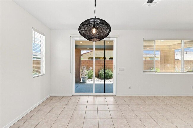 Building Photo - 40082 Catania Ct