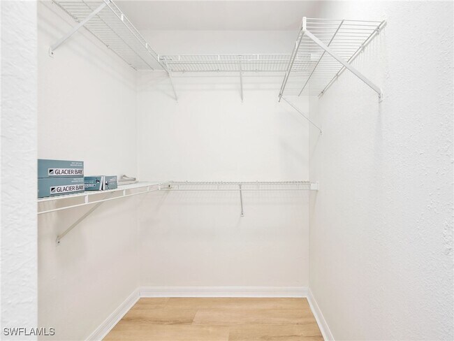 Building Photo - 9851 Costa Mesa Ln