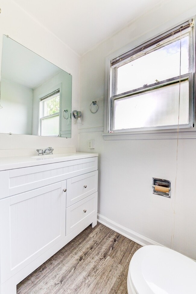 Building Photo - AVAILABLE AUGUST 2026 - Spacious Renovated 4 Bedroom, 1.5 Bath Home w/ AC!