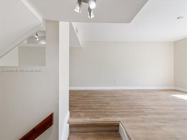 Building Photo - 390 NW 86th Pl