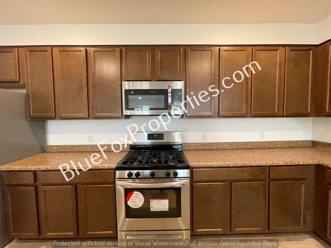 Building Photo - 6305 E Desert Peak Dr