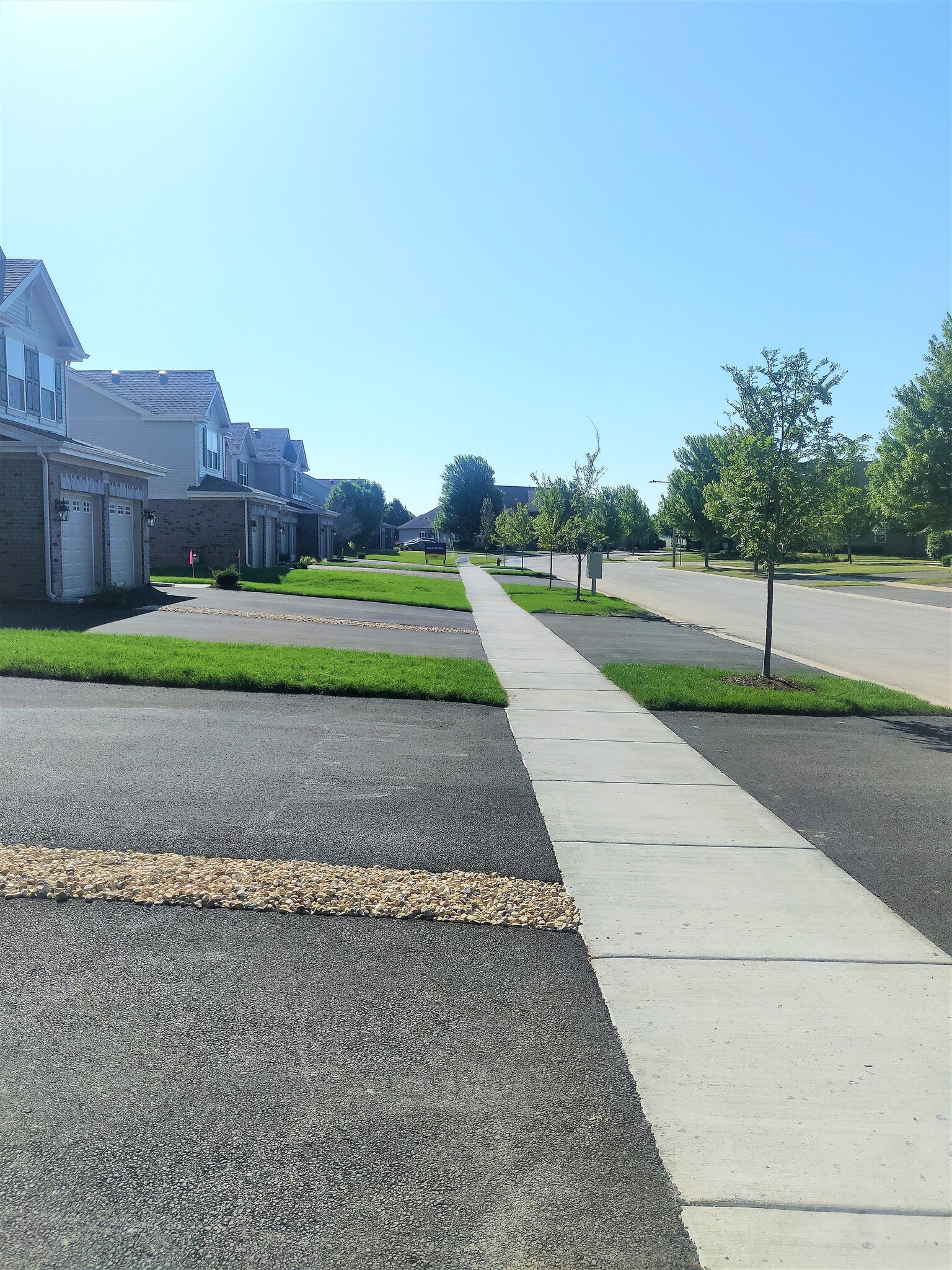 Front Road - 1925 Turtle Creek Ct