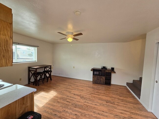 Building Photo - 562 Jefferson Ave