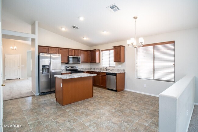 Building Photo - 3717 W Santa Cruz Ave