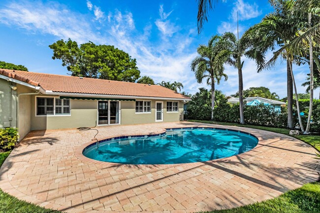 Primary Photo - 1008 SW 12th Ave