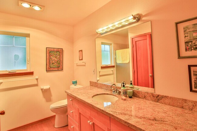 Building Photo - Furnished Greenbank Home with Water View and Bocce Ball!