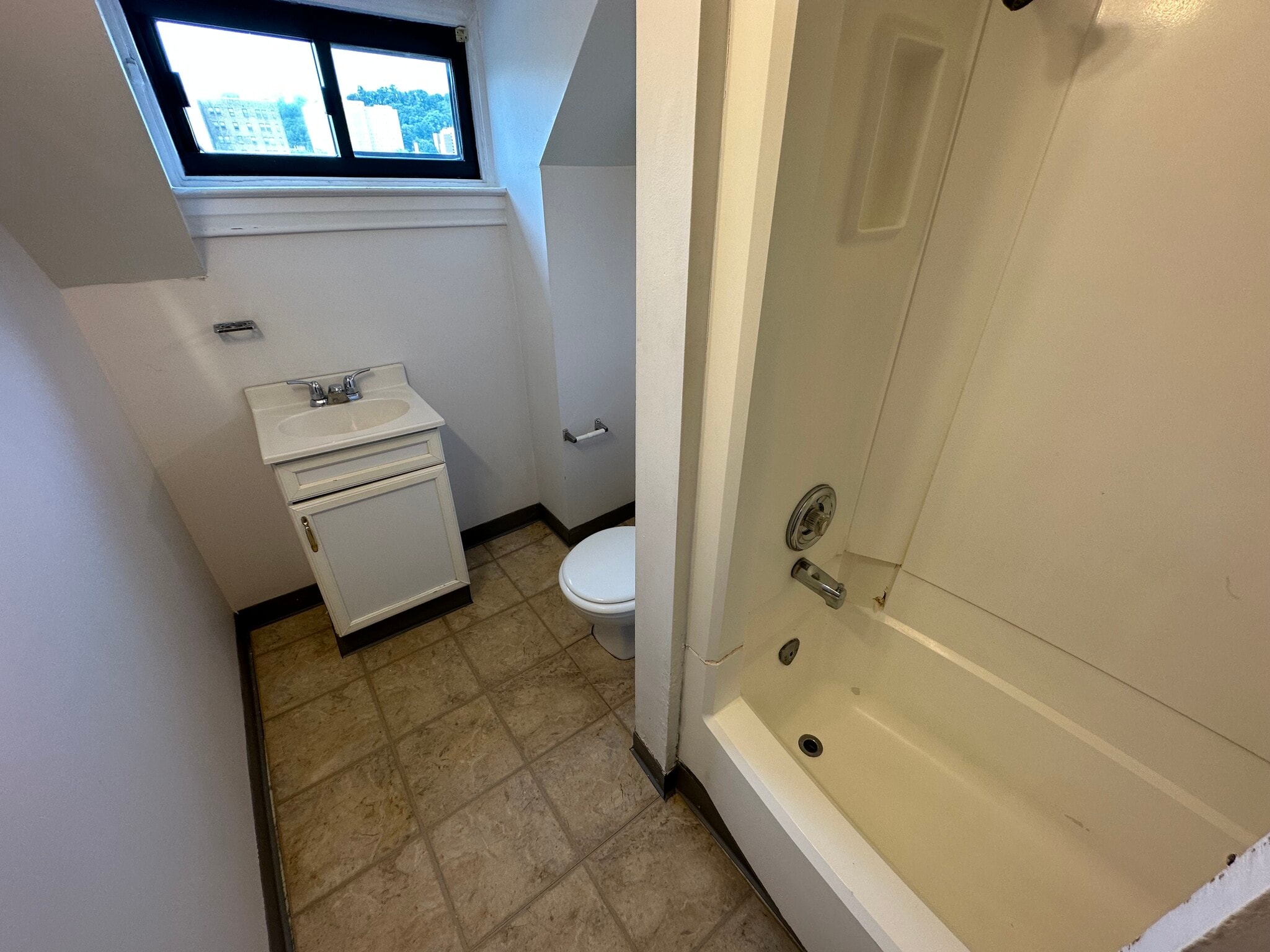 4821 Center Ave #2 - 4821 Centre Ave