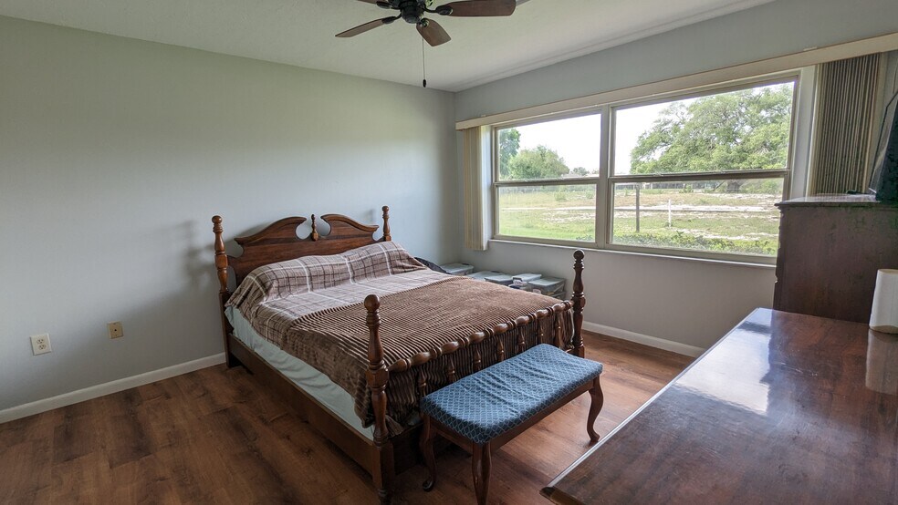 Main Bedroom - 116 Fairway Ct