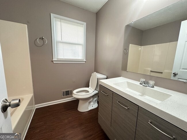 Building Photo - 78 Mt Moriah Rd