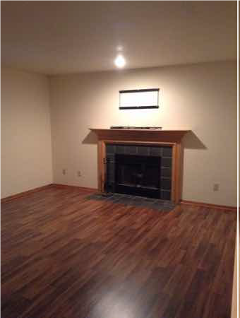 Building Photo - 3 bedroom, 2.5 bath townhome: Cedar Grove ...