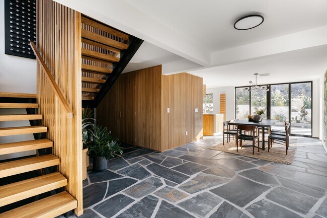 Building Photo - 11558 Duque Dr