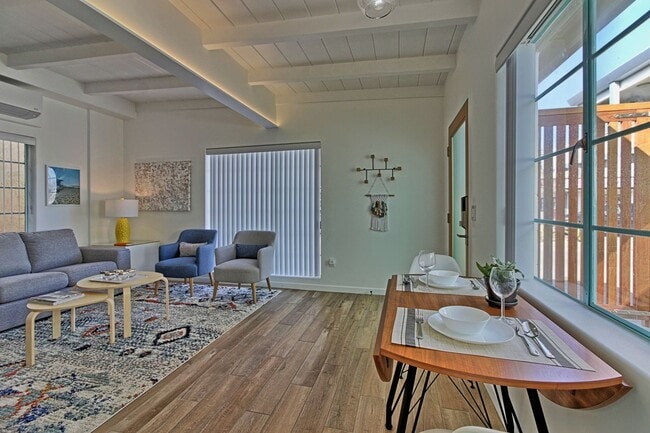 Building Photo - 1078 Seaward- MFR