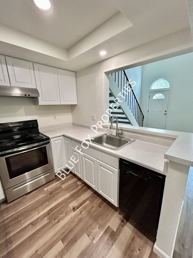 Building Photo - 2688 W Avenida Azahar