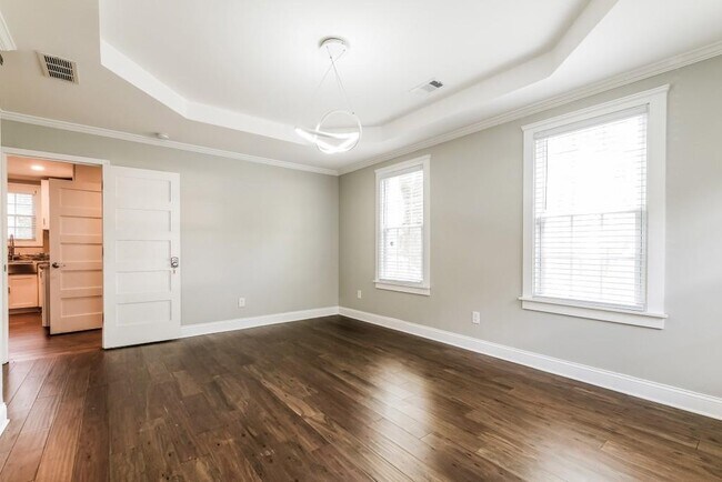 Building Photo - 1272 Oakland Terrace SW