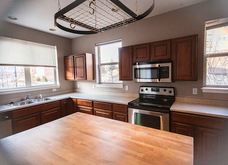 Building Photo - 5498 Zephyr Ct