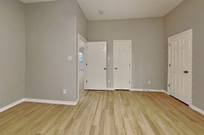 Building Photo - 3344 Zubin Ln