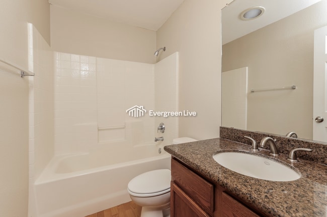 Building Photo - 2156 W Splitwood Pl