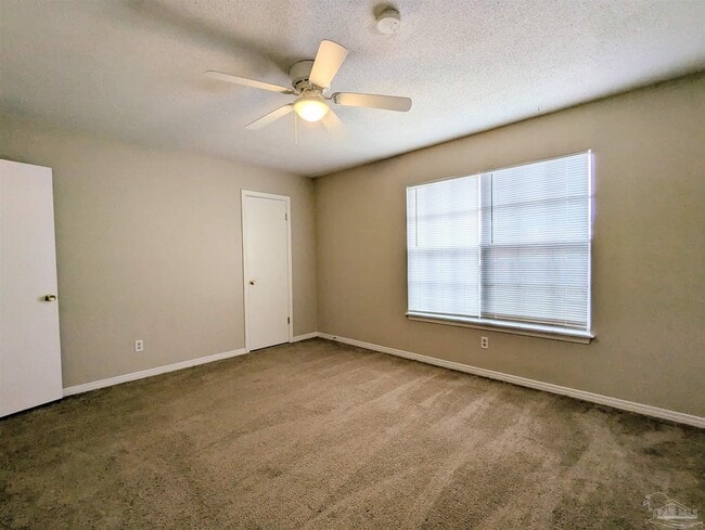 Building Photo - 6220 Lanier Dr