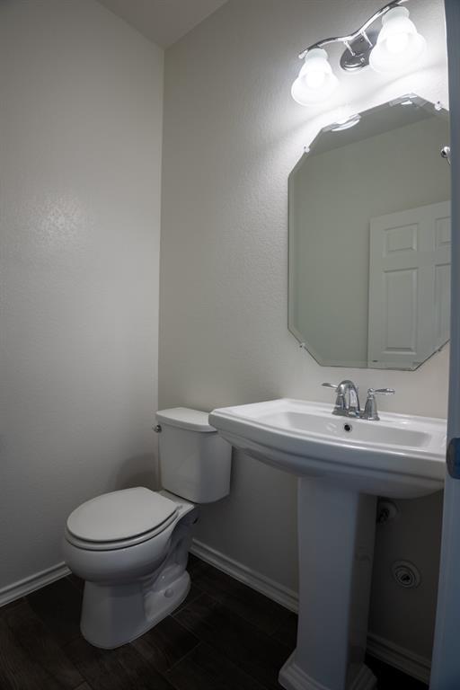 Building Photo - 13500 Feldspar Dr