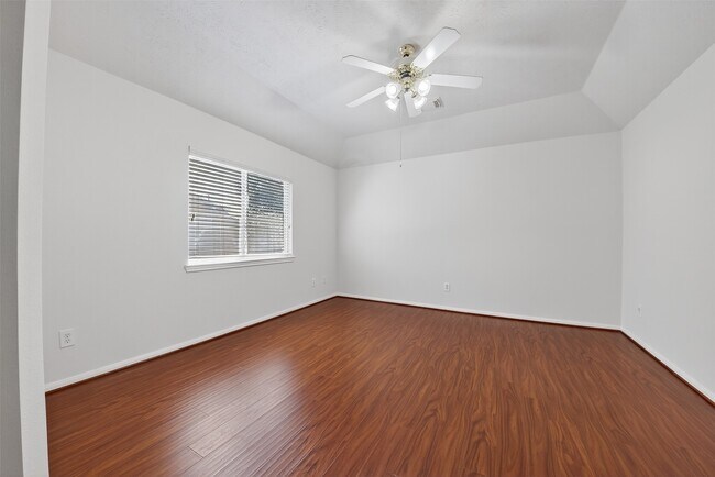 Building Photo - 7907 Swan Hollow Ct