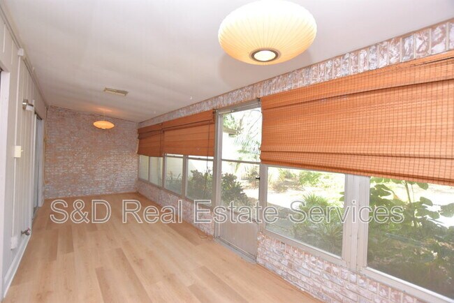 Building Photo - 2025 Sylvester Rd