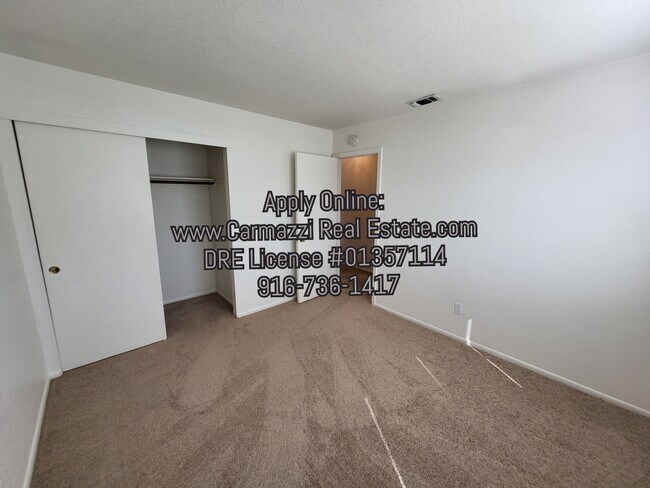 Building Photo - 9244 Mapleview Way