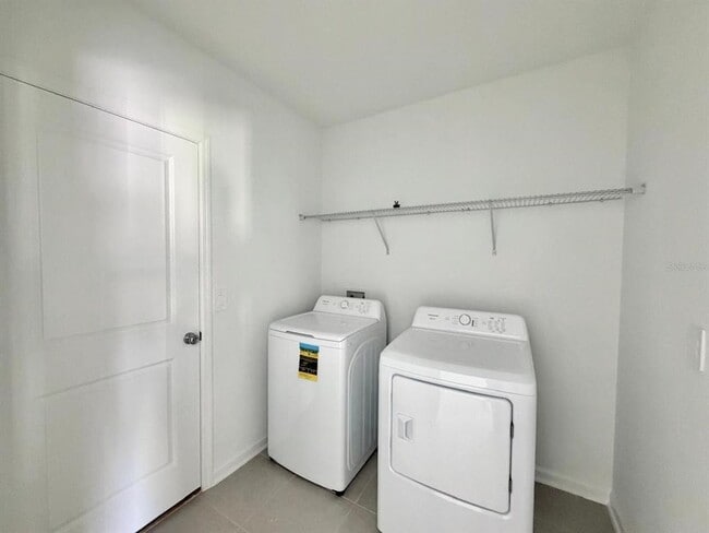 Building Photo - 4664 Golden Knight Blvd