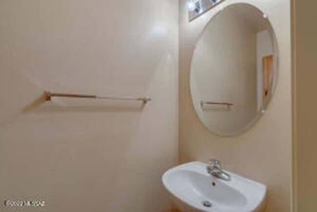 Building Photo - Bright, Spacious Living in Julian Ranch