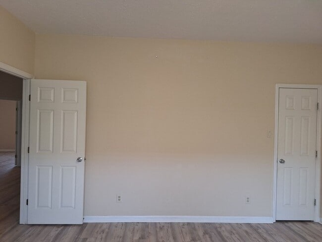 Building Photo - 4415 Greenfern Way