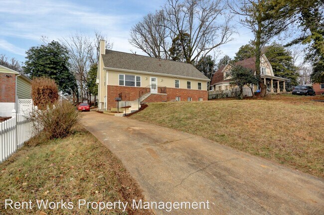 Building Photo - 7 br, 4 bath House - 5922 Benton Heights